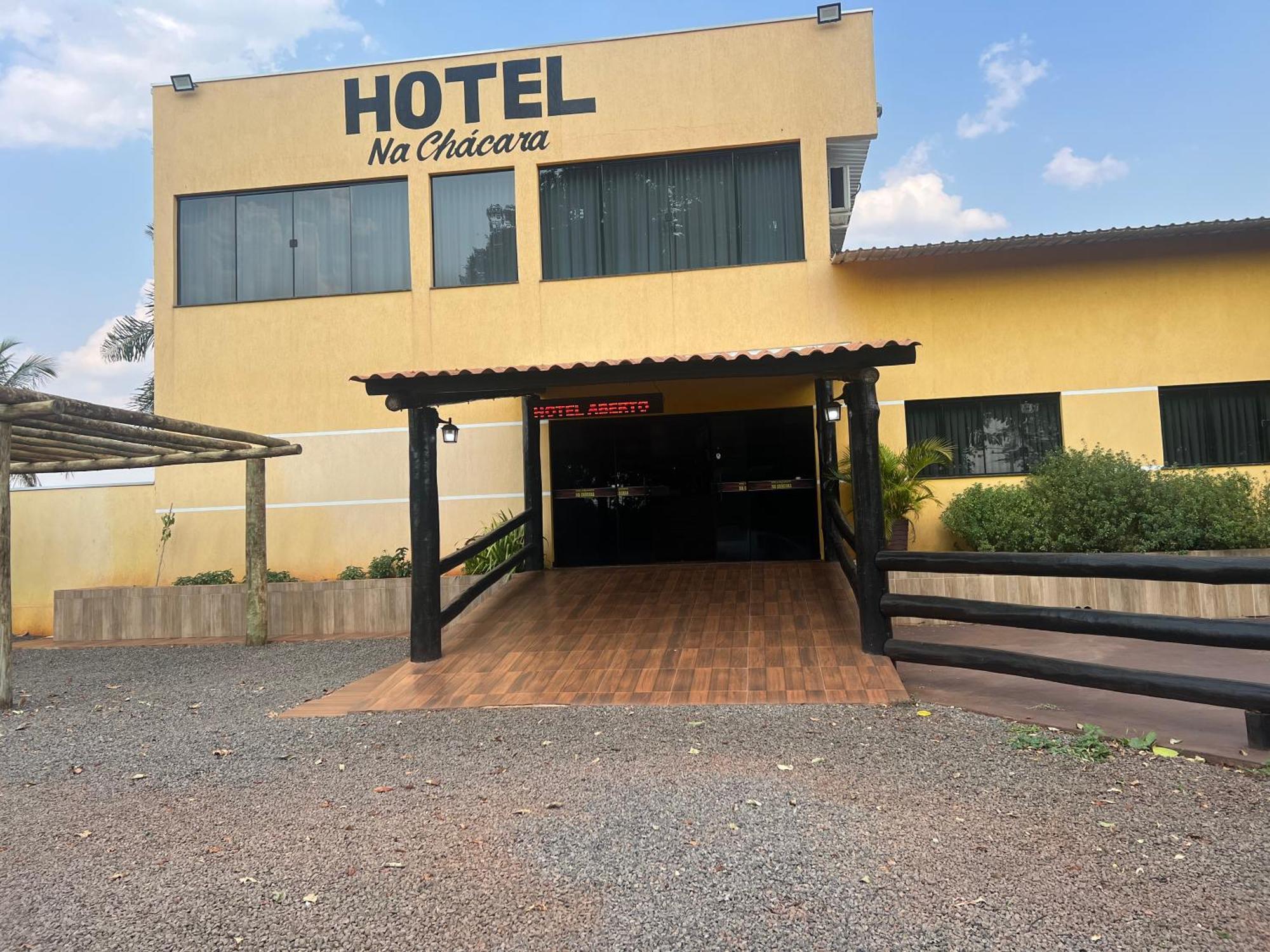 Hotel E Restaurante Na Chacara Dourados Exteriör bild
